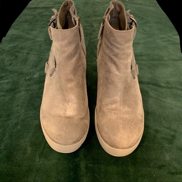 Eileen Fisher Zest metallic platform wedge booties - Picture 4 of 8